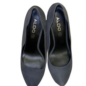 Aldo grey heels size  9 new
